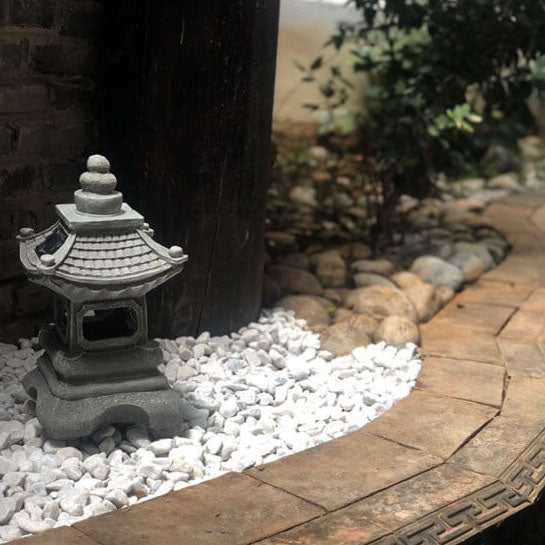 Solarna lampa ogrodowa LED w stylu zen pagoda z efektem kamienia