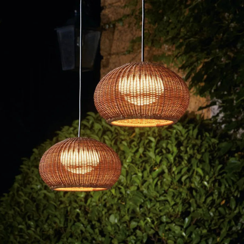 Lampa sufitowa z organicznego plecionego bambusa