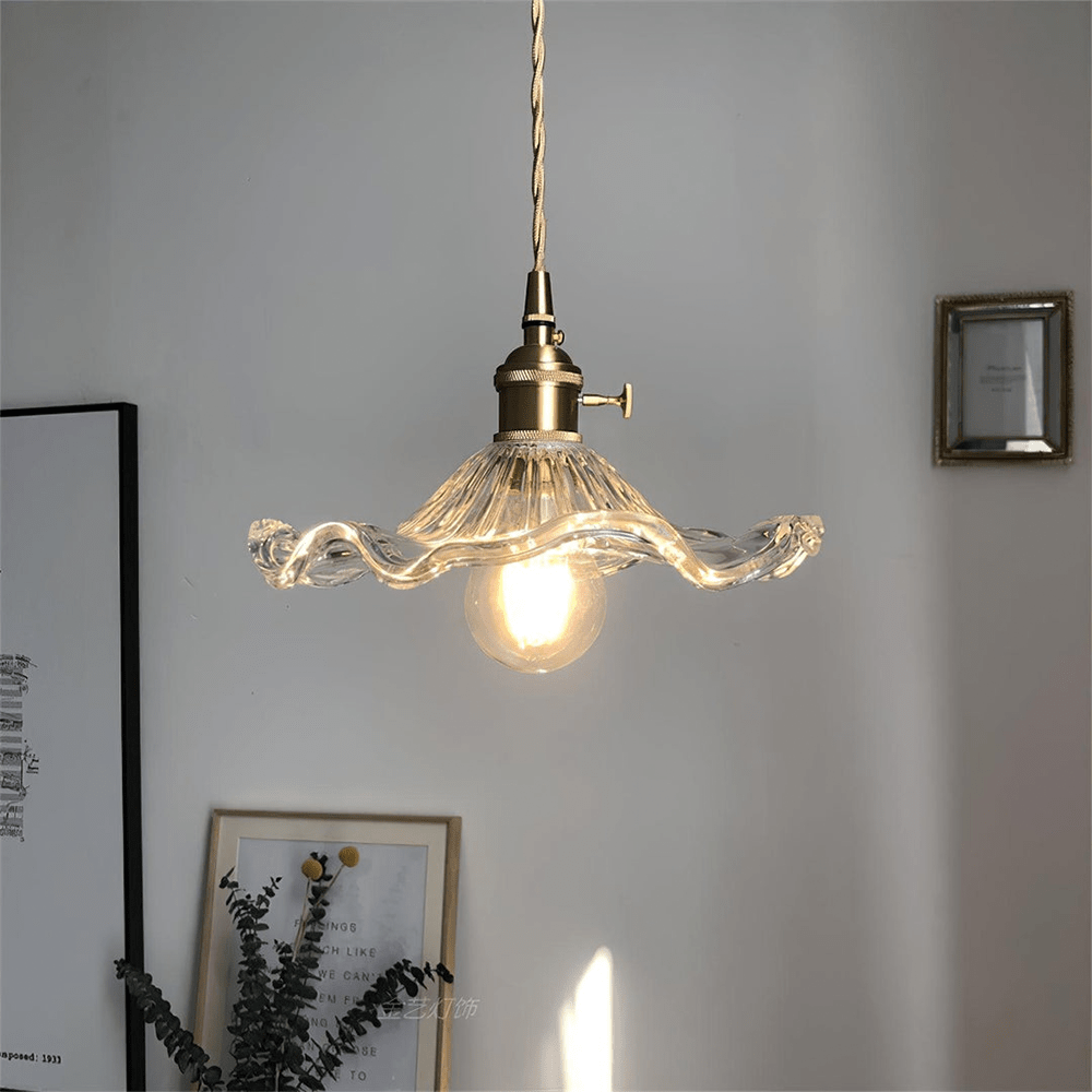 Lampa wisząca w stylu vintage z kwiatem hibiskusa