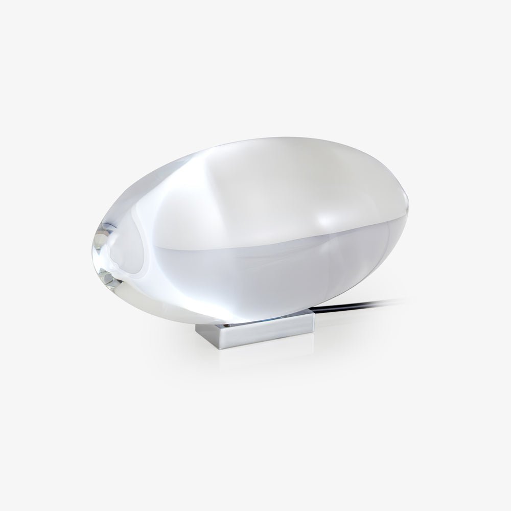 Kryształowa lampa stołowa w kształcie oka