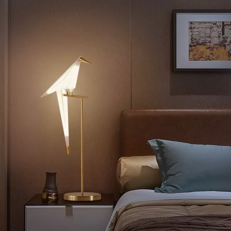 Aesthetic magnetic origami bird-shaped wall lamp