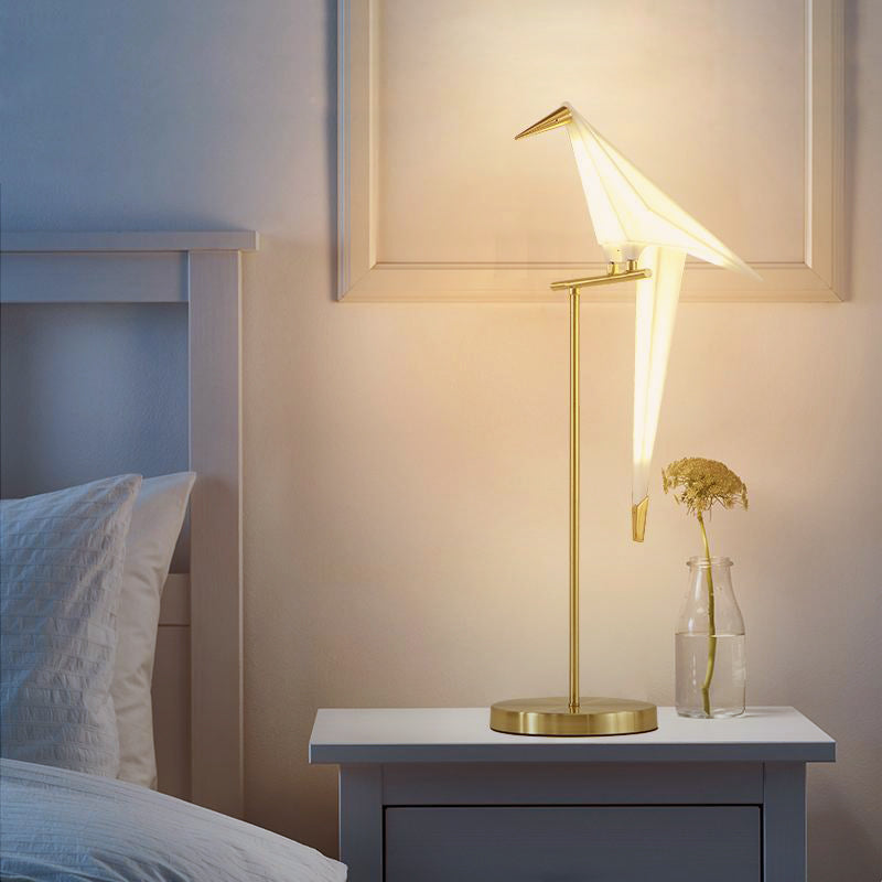 Aesthetic magnetic origami bird-shaped wall lamp