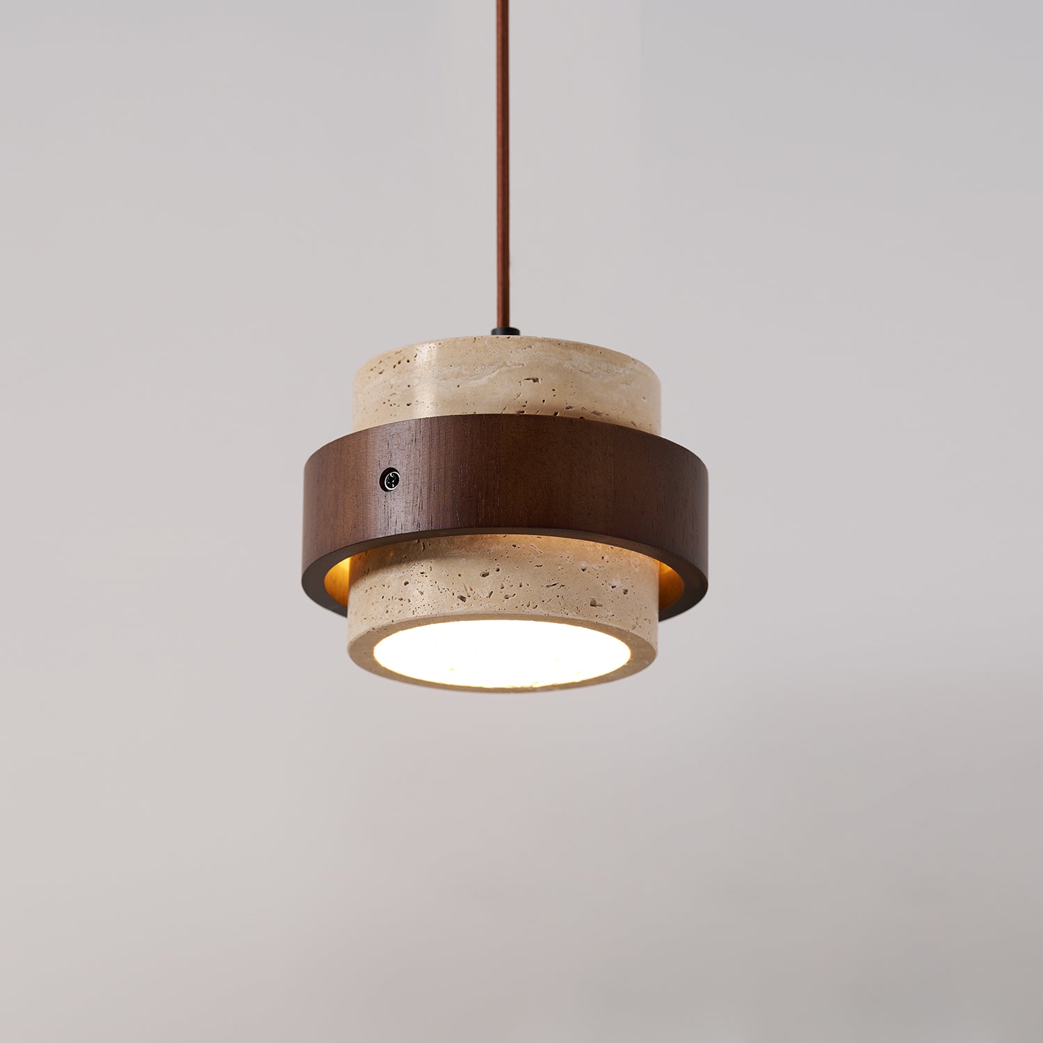 Lampa wisząca z trawertynu i drewna