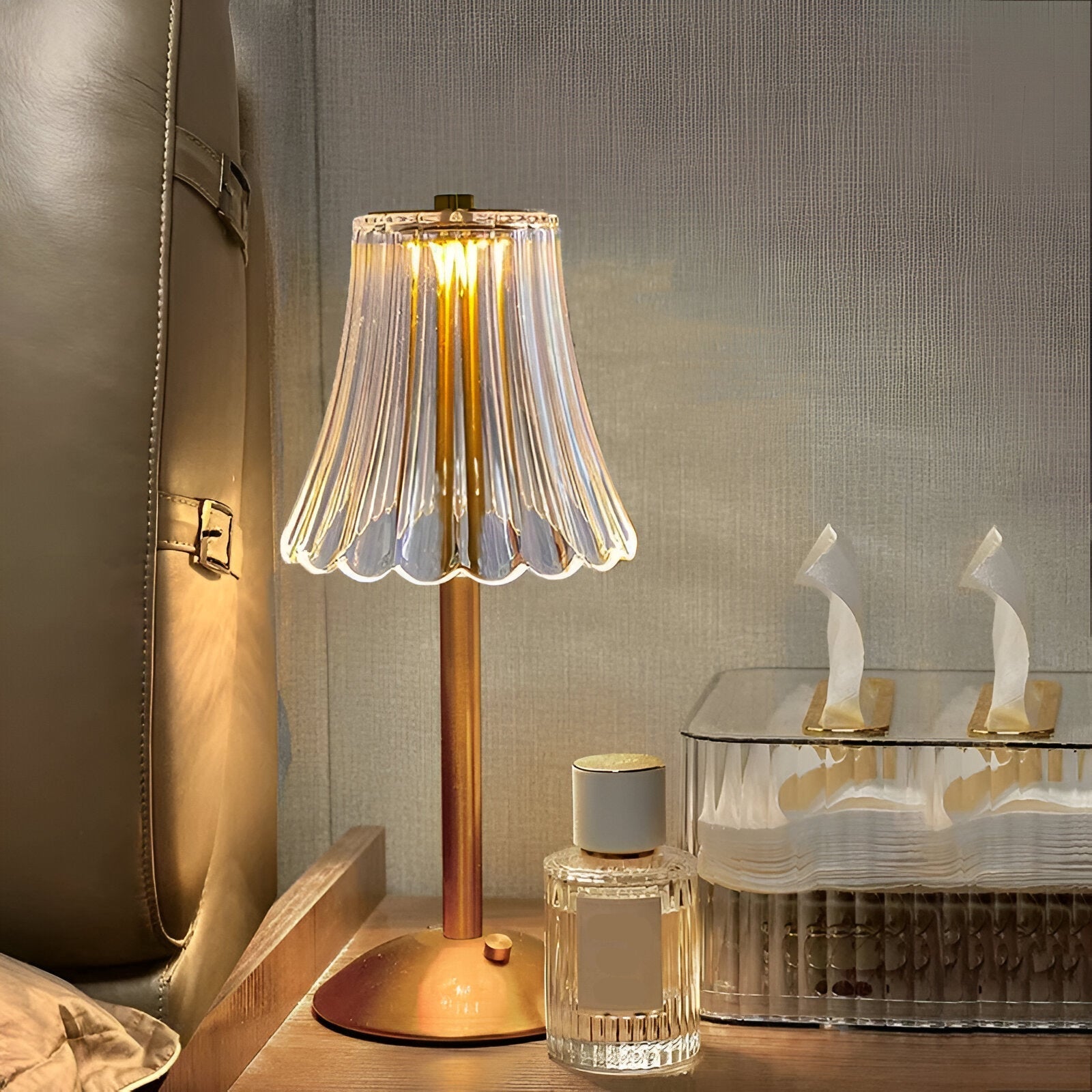 Elegancka bezprzewodowa lampa stołowa LED w stylu vintage