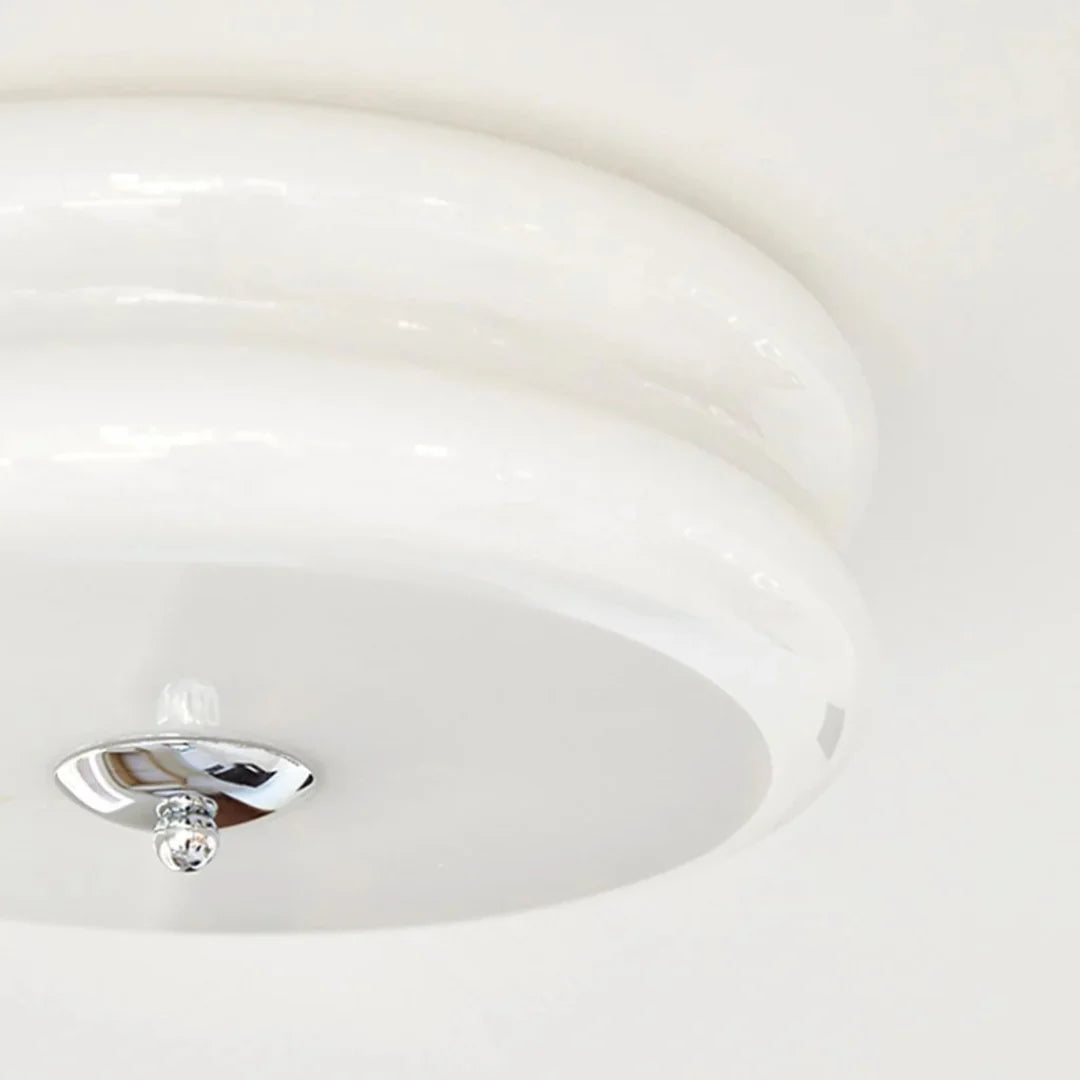 Nordycka lampa sufitowa z warstwowym szklanym kloszem
