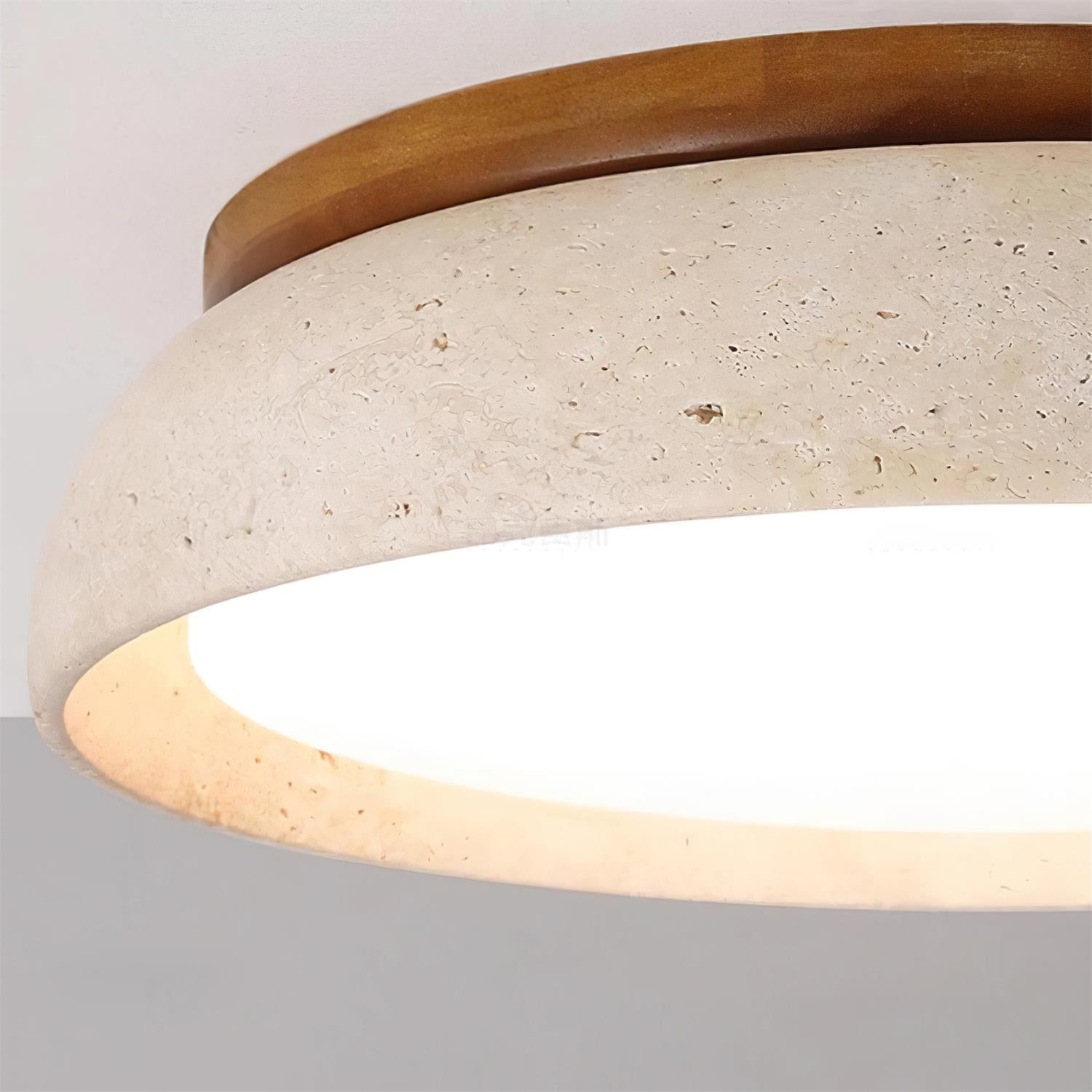 Lampa sufitowa z naturalnego trawertynu