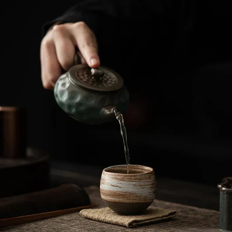 Keramische espresso- en theekopjes
