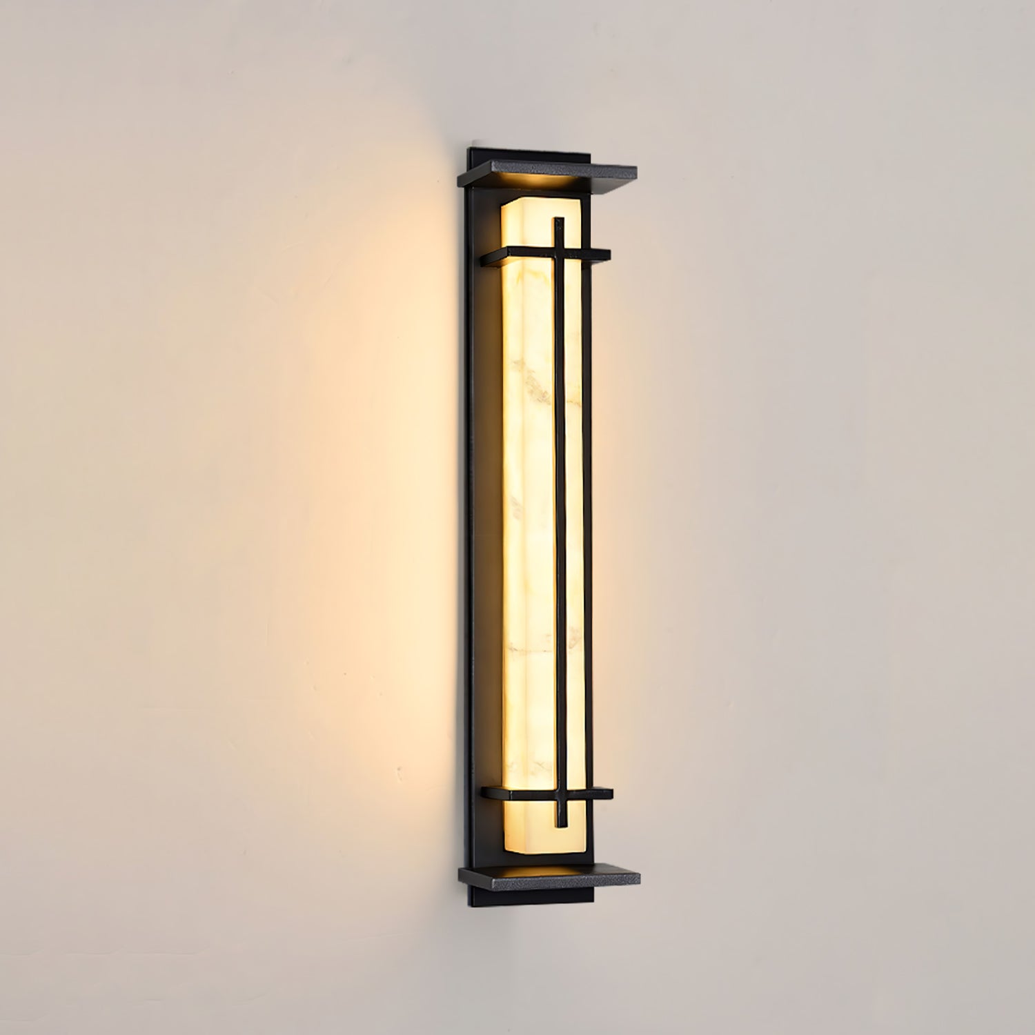 Zewnętrzna lampa ścienna z pionowym prostokątnym panelem