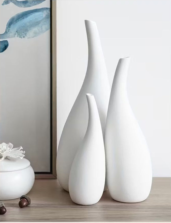 Zestaw Trzech Wazonów Ceramicznych