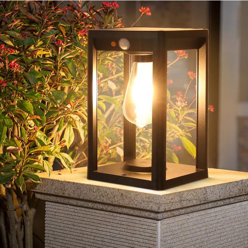 Stojąca lampa zewnętrzna z otwartą ramową obudową