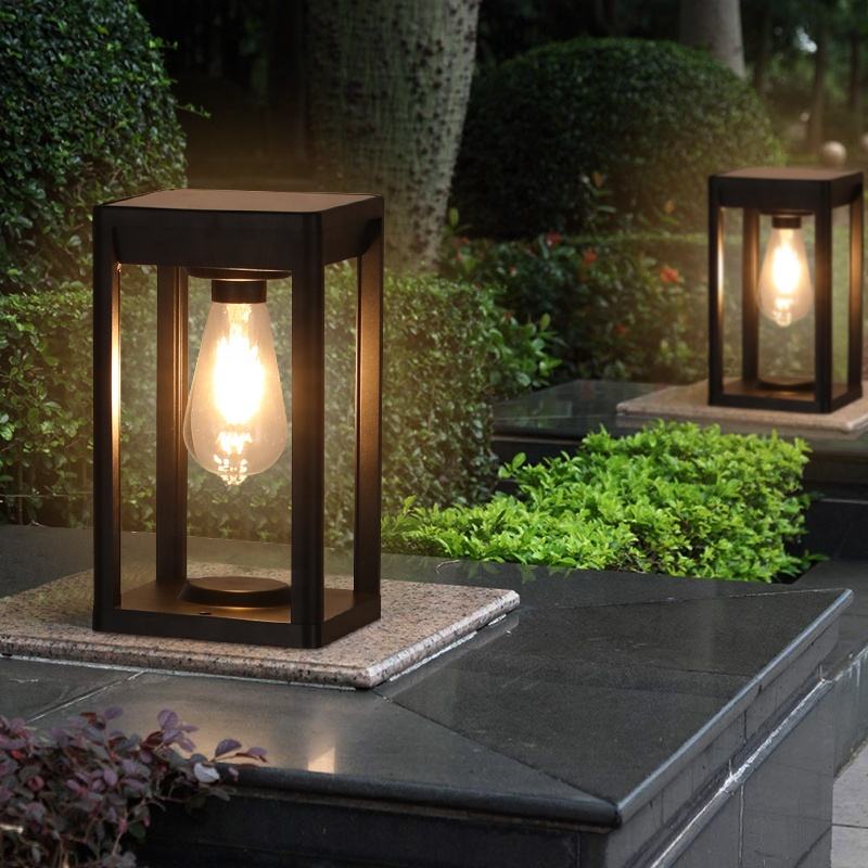 Stojąca lampa zewnętrzna z otwartą ramową obudową