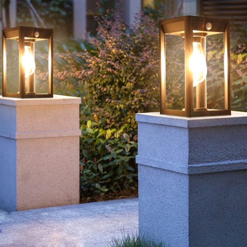 Stojąca lampa zewnętrzna z otwartą ramową obudową