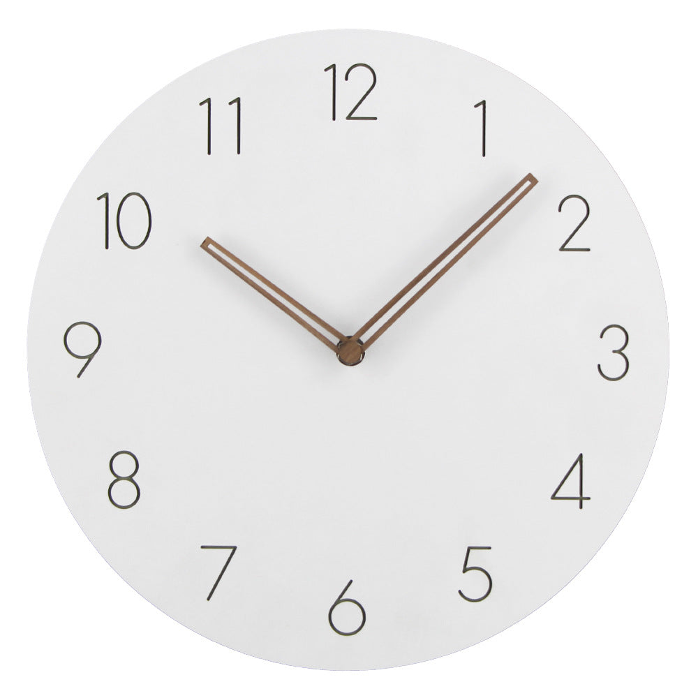 Nordic wall clock with a silent mechanism
