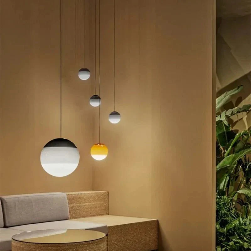 Glazen hanglamp met verloopkleur