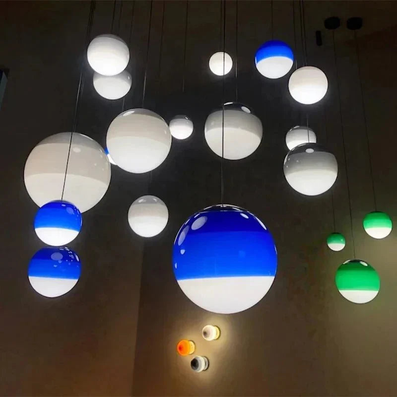 Glazen hanglamp met verloopkleur