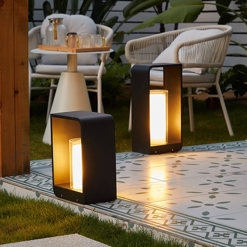 Modern freestanding solar outdoor lamp