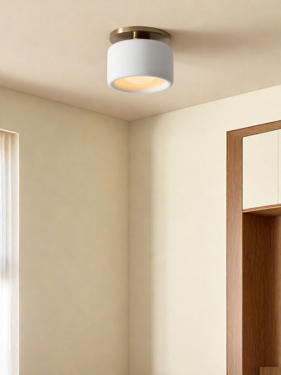 Nowoczesna porcelanowa lampa sufitowa montowana na płasko