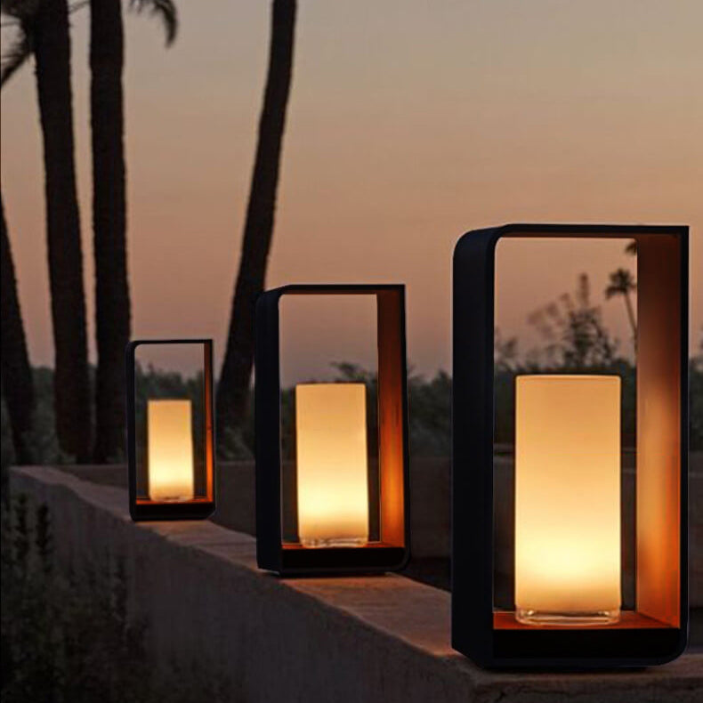 Modern freestanding solar outdoor lamp