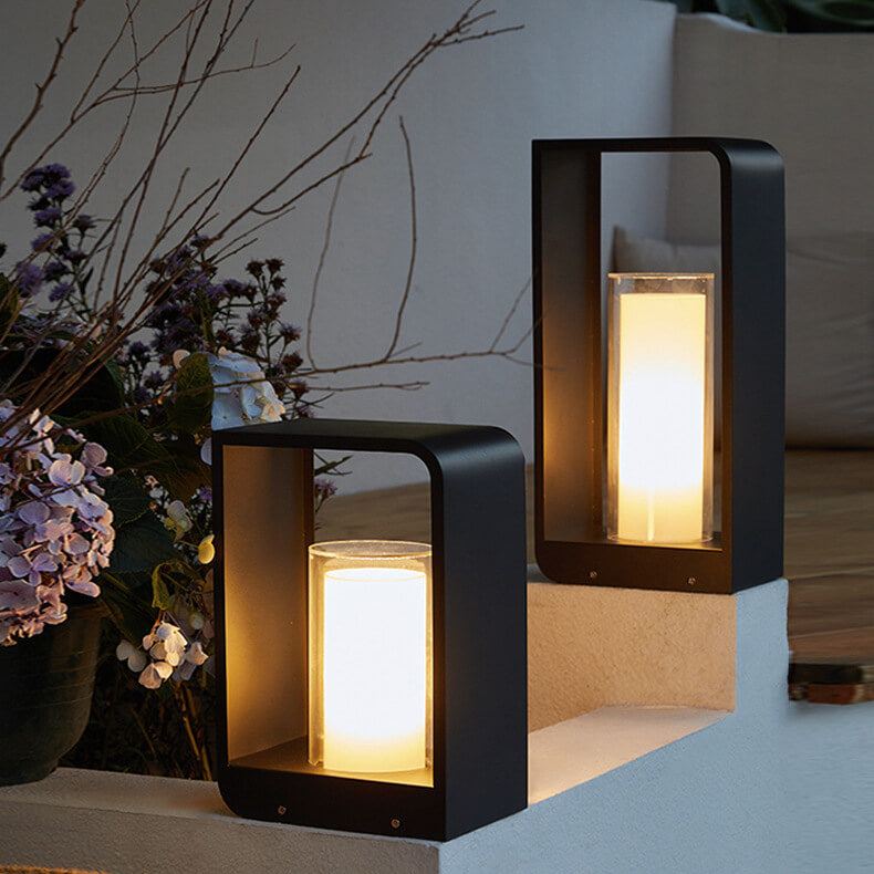 Modern freestanding solar outdoor lamp