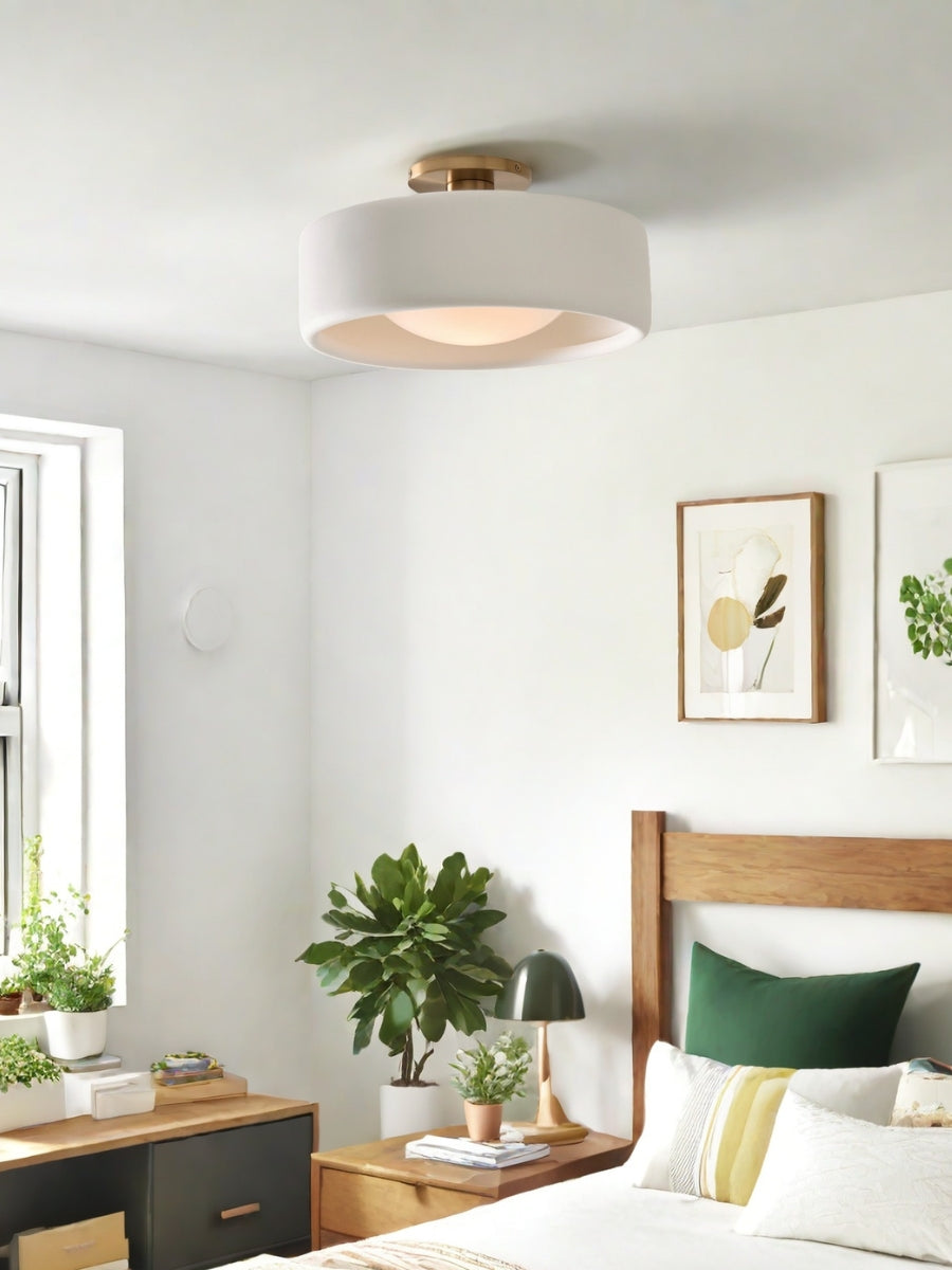 Nowoczesna porcelanowa lampa sufitowa montowana na płasko