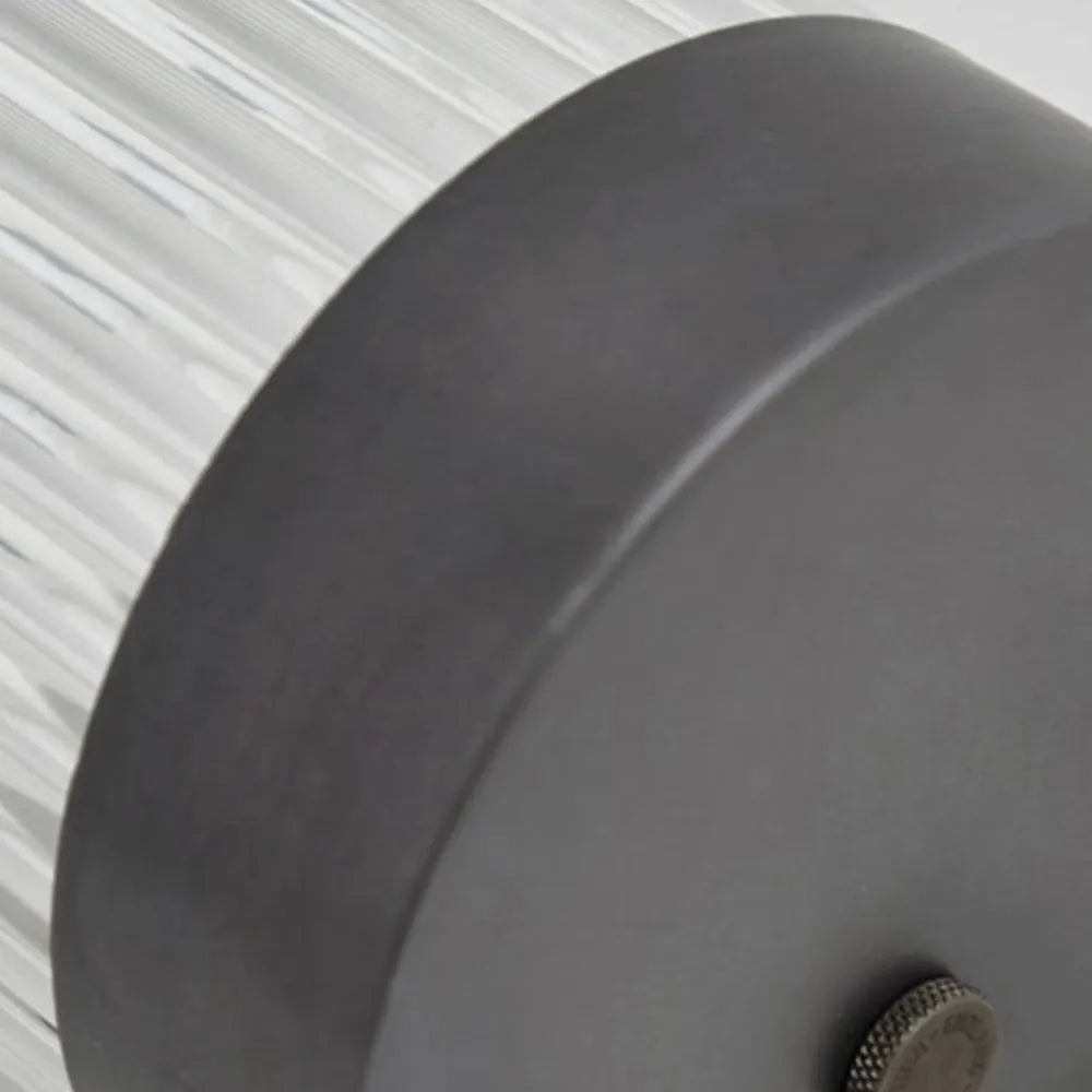 Półcylindryczna zewnętrzna lampa ścienna metalowa ze szkłem