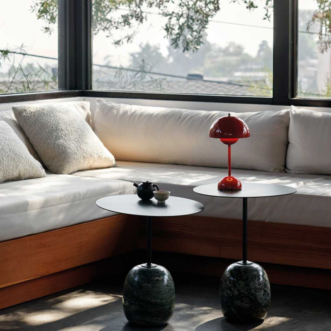 Kultowa lampa stołowa w stylu retro grzyba