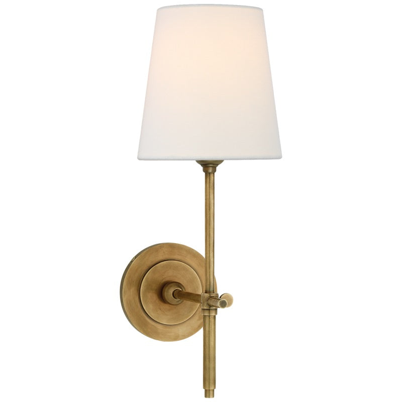 Lampa ścienna z tkaninowym kloszem i metalowym ramieniem