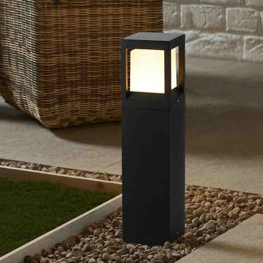 Zewnętrzna solarna lampa ścieżkowa z podświetloną górą