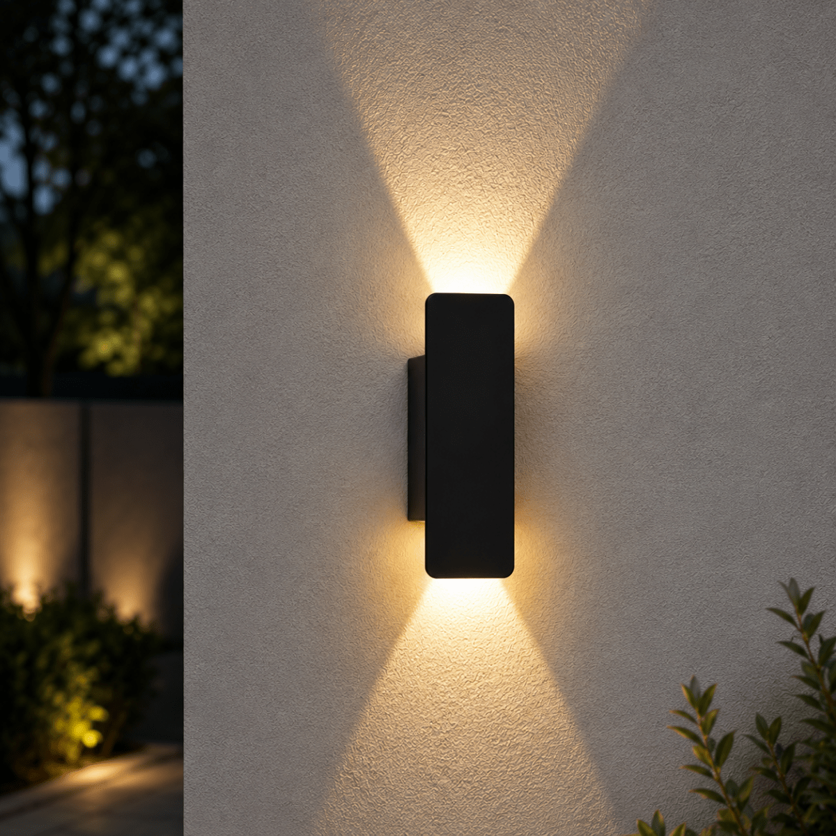 Elegant Outdoor LED Wall Sconce with a Modern Design