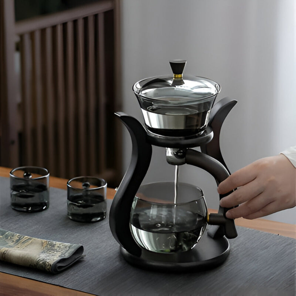 Glass tea infuser with wooden stand
