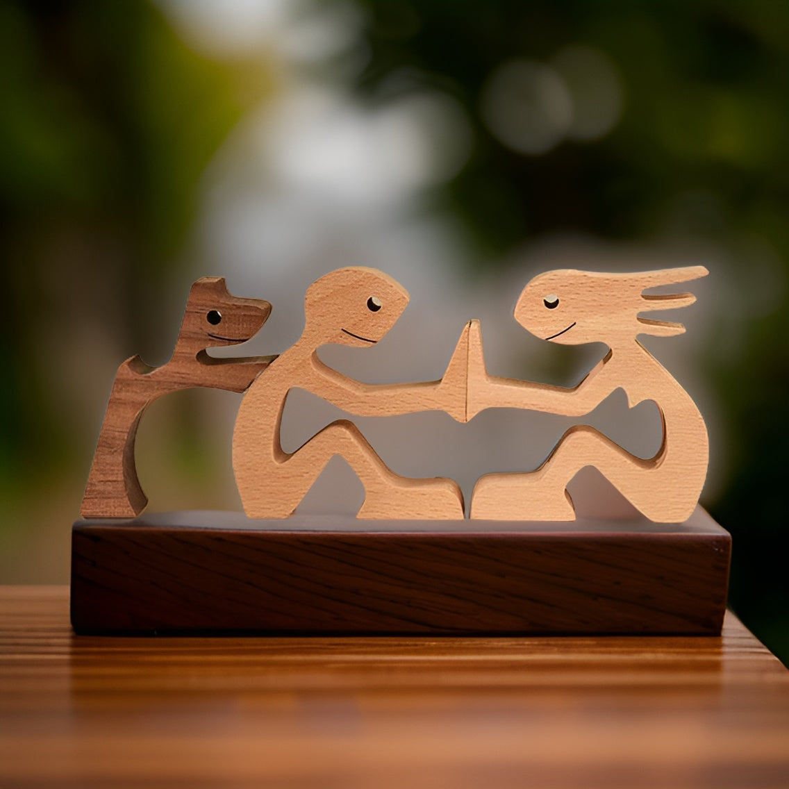 Wooden decorative figurine of a couple