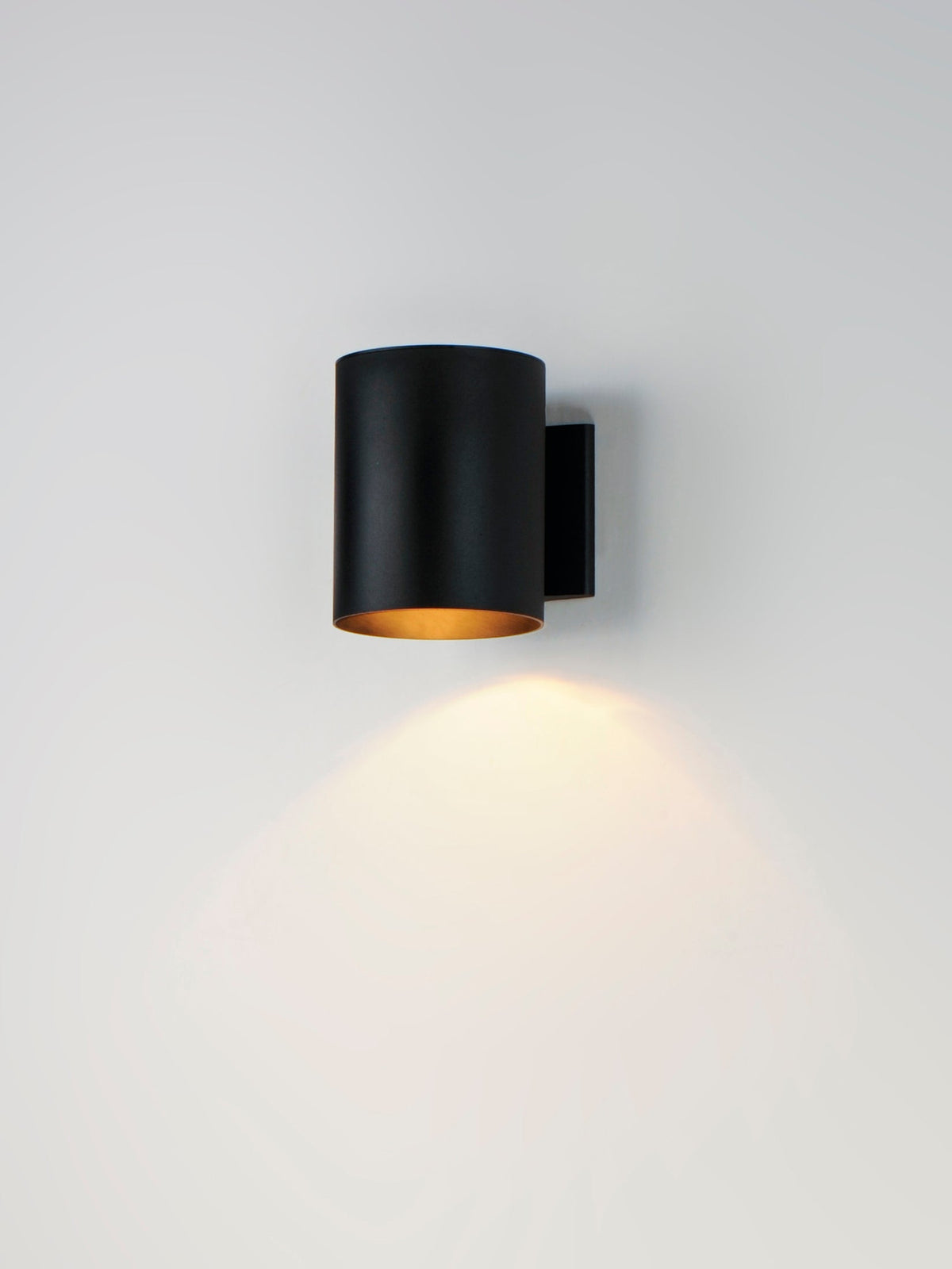 Single-Light Outdoor Wall Light