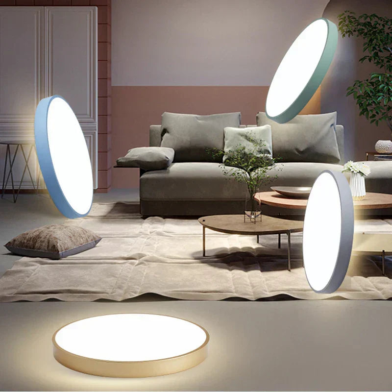 Ronde plafondlamp met vlakke vorm