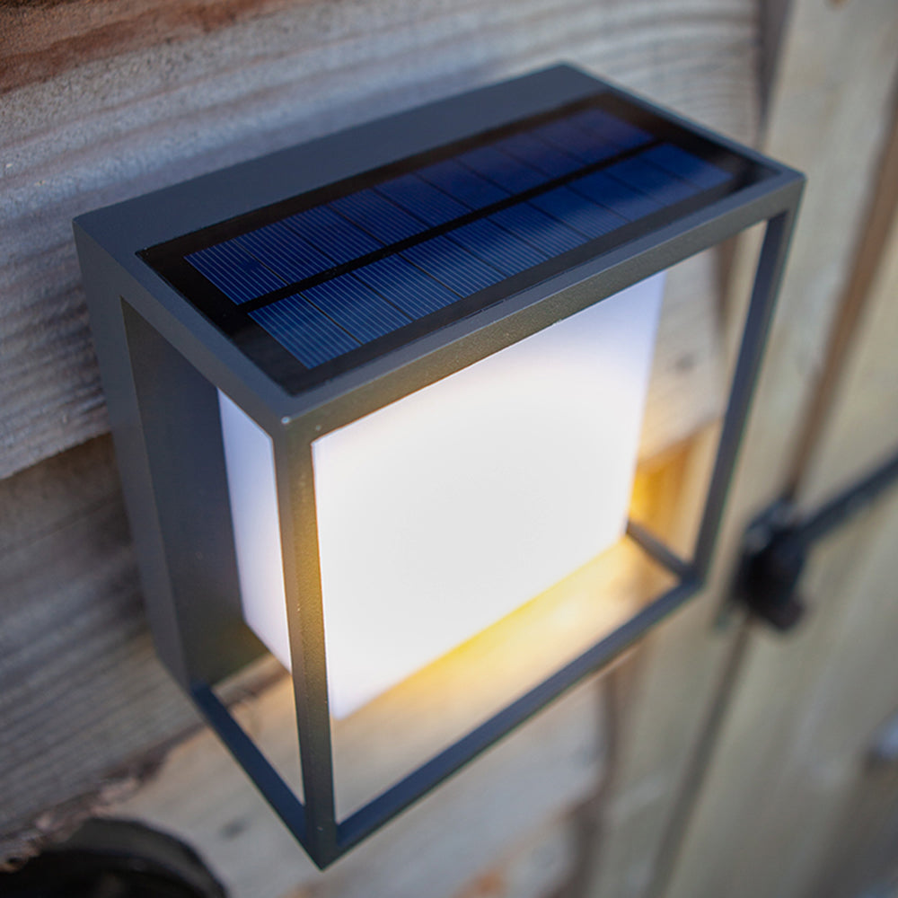 Zewnętrzna montowana solarna lampa ścienna z podświetleniem