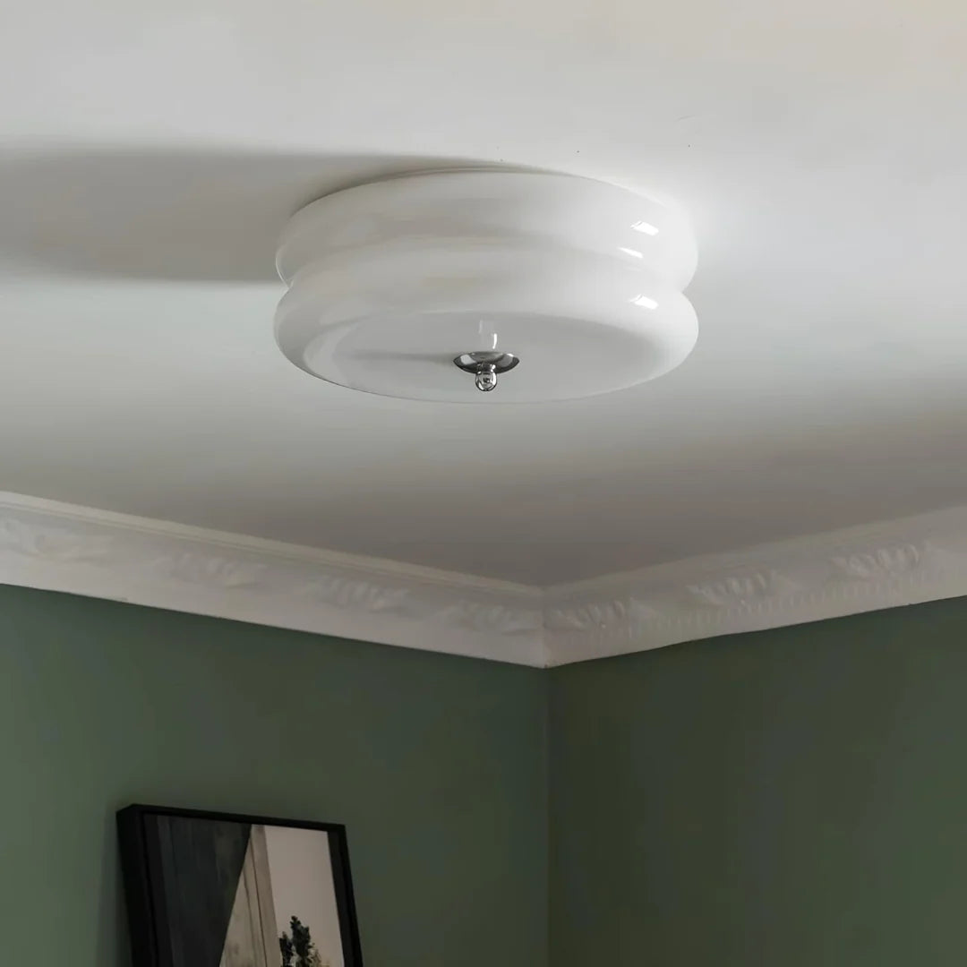 Nordycka lampa sufitowa z warstwowym szklanym kloszem