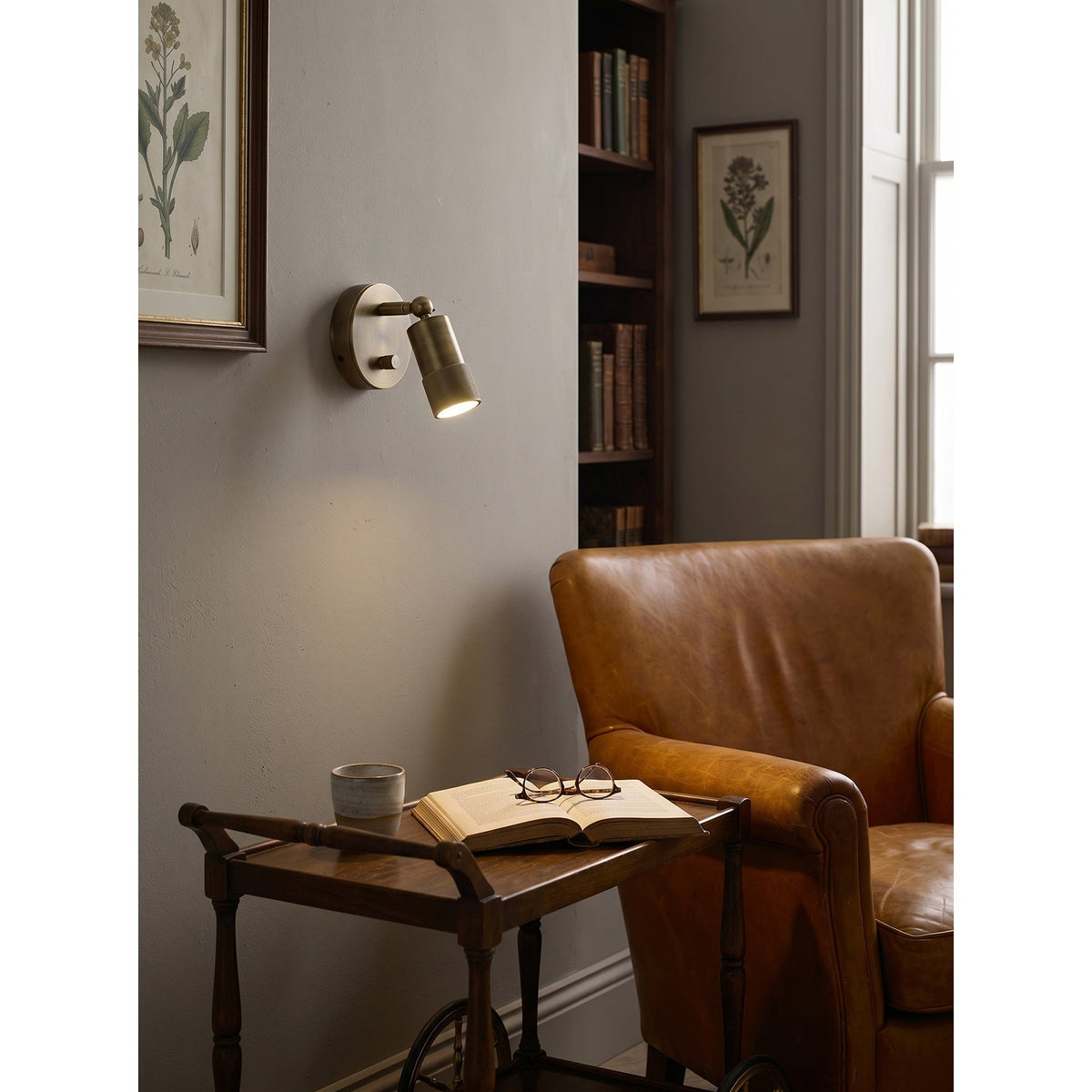 Modern Adjustable Wall Sconce with Integrated LED Lighting