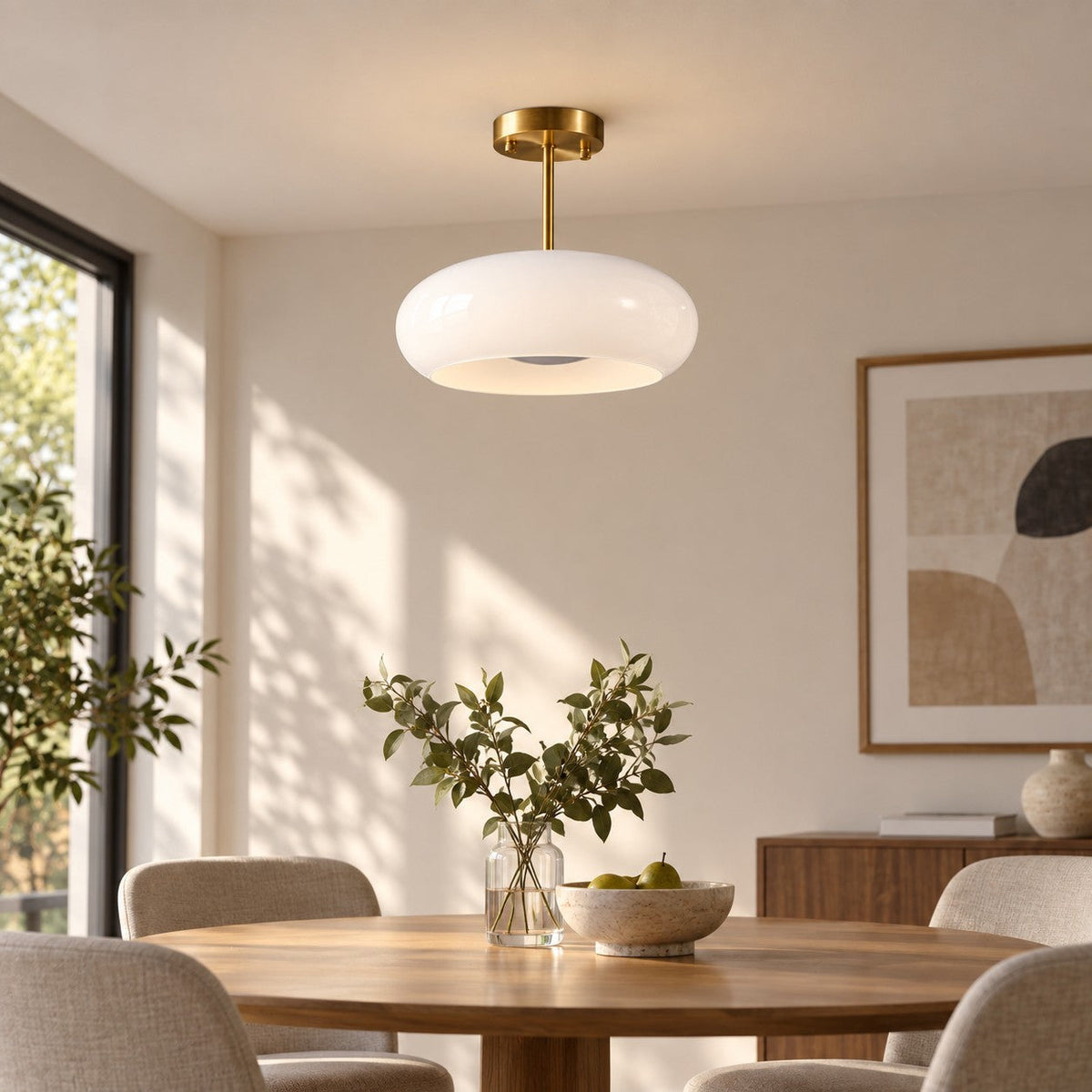 Plafonnier rond en verre inspiré du style Bauhaus