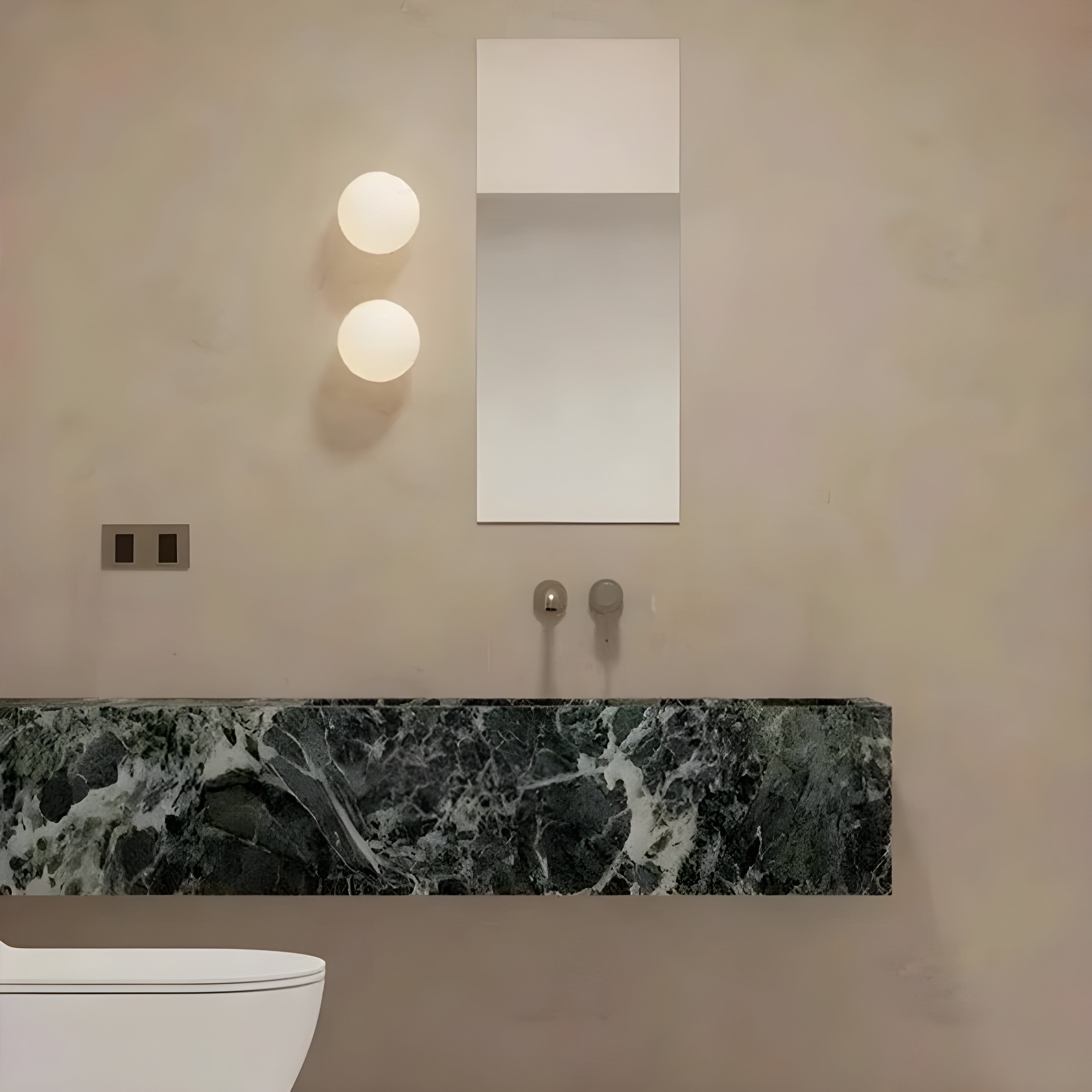 Nowoczesna lampa ścienna ze szkła matowego