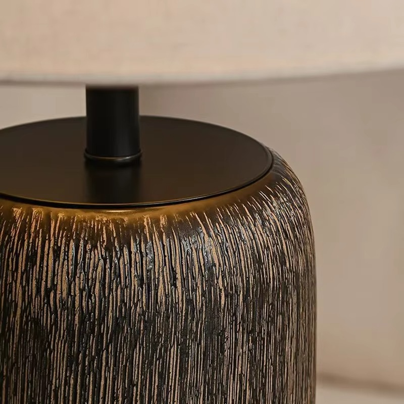 Nowoczesna ceramiczna lampa podłogowa