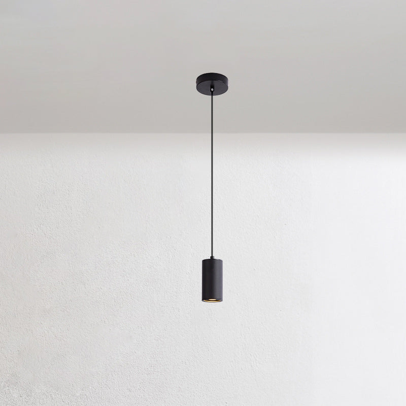 Minimalistyczna wisząca lampa kolumnowa w stylu nordyckim