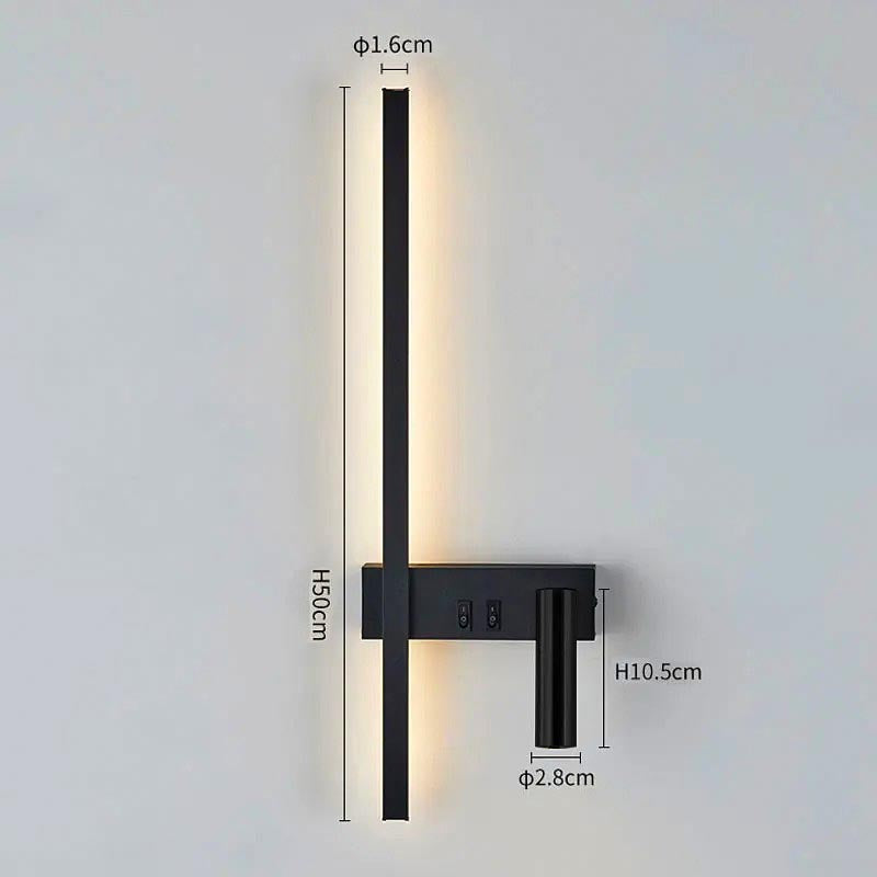 Lampa ścienna z pionową listwą i regulowanym reflektorem