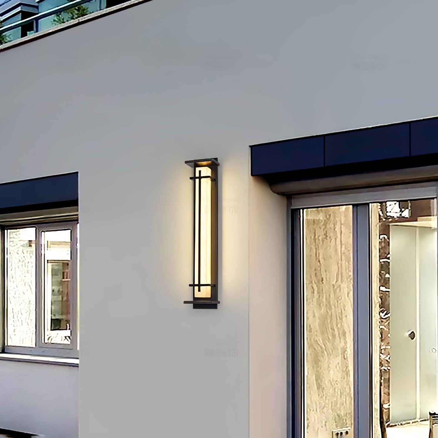 Zewnętrzna lampa ścienna z pionowym prostokątnym panelem