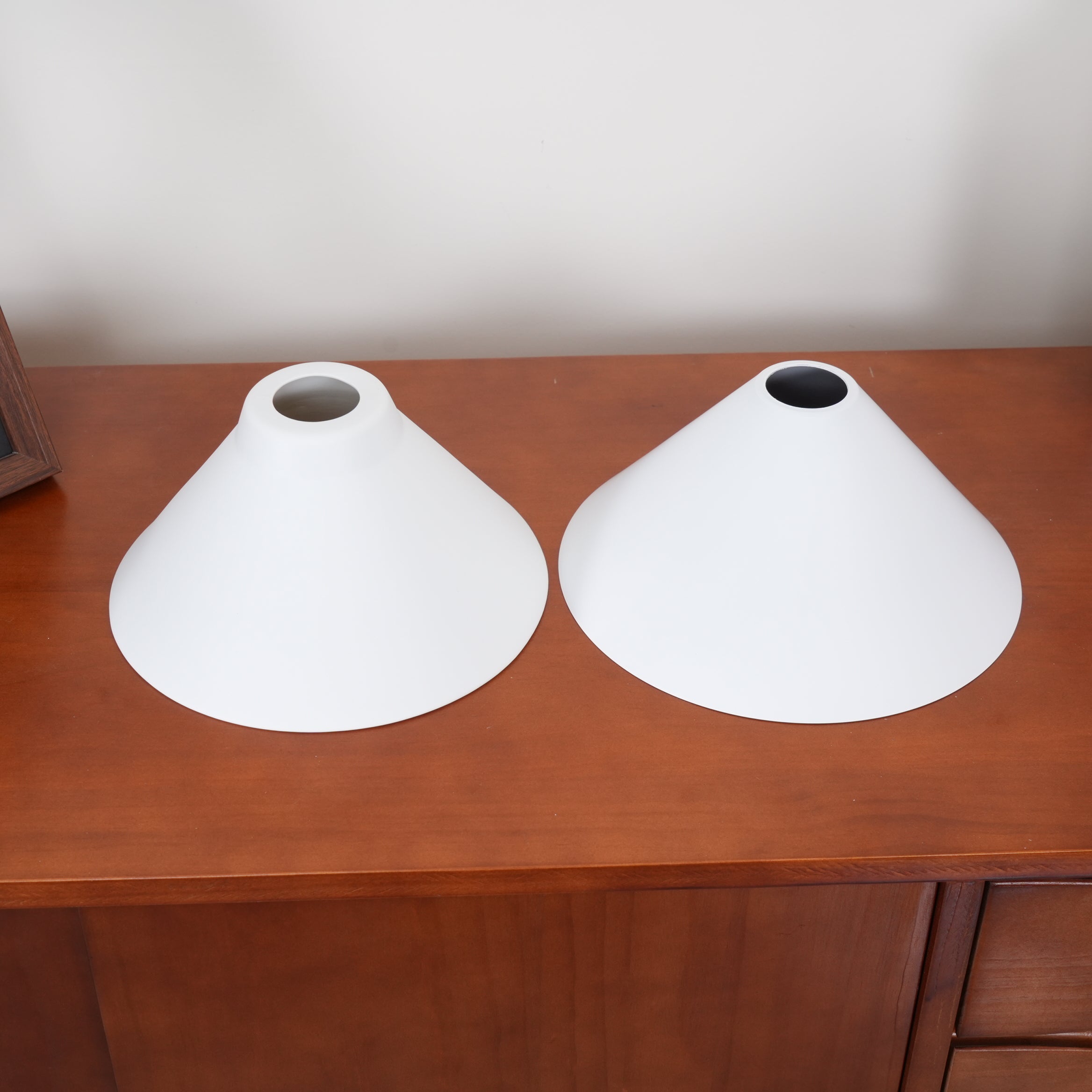 Lampa wisząca z dwoma kloszami metal szkło