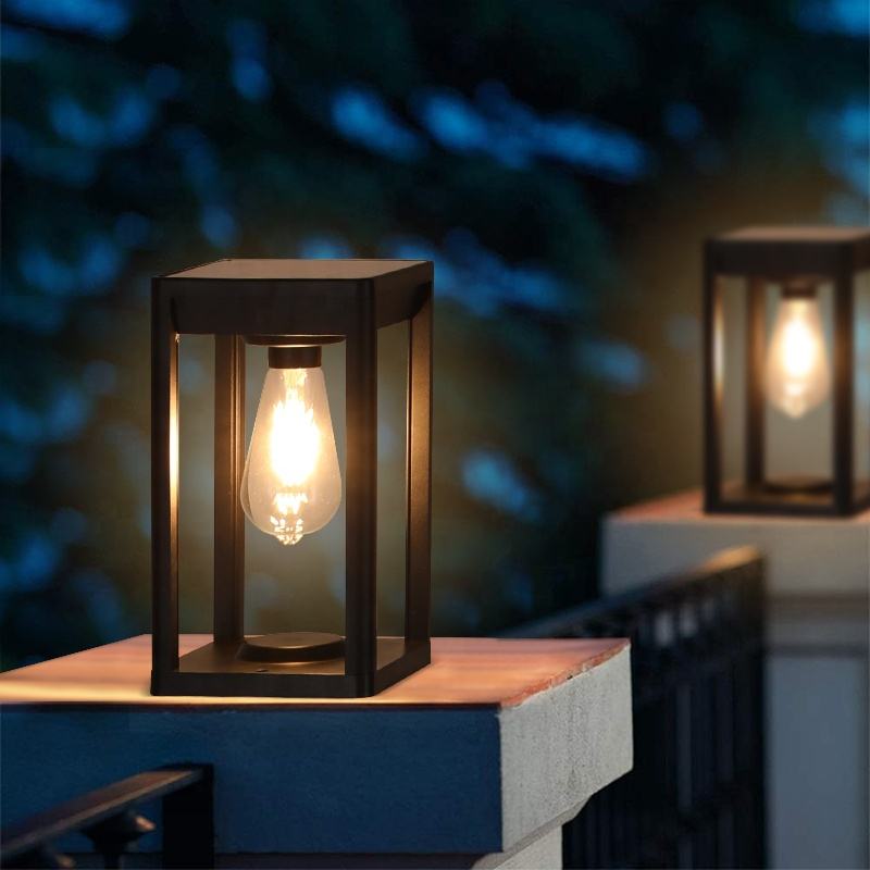 Stojąca lampa zewnętrzna z otwartą ramową obudową