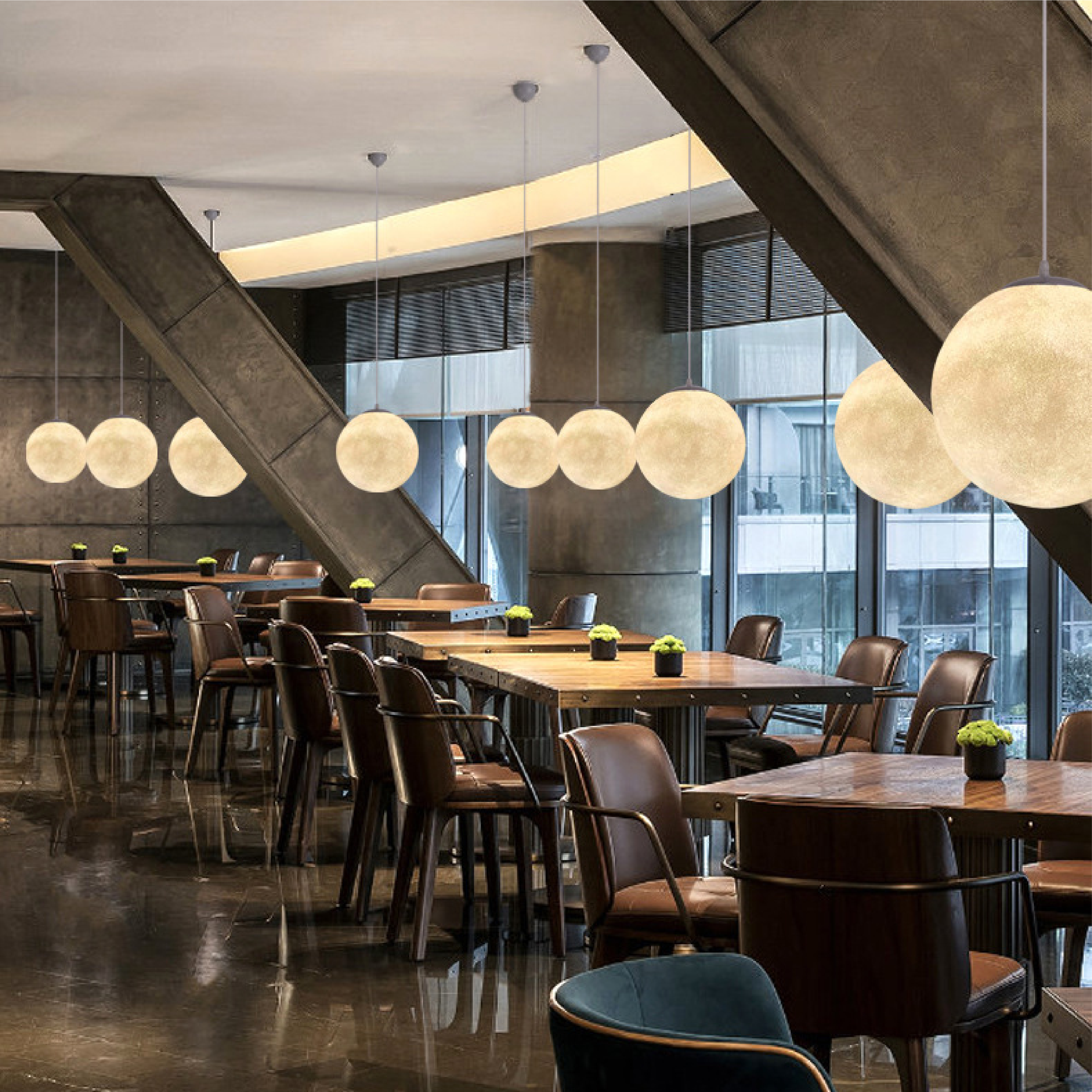 Podwieszana Lampa w Kształcie Księżycowej Kuli