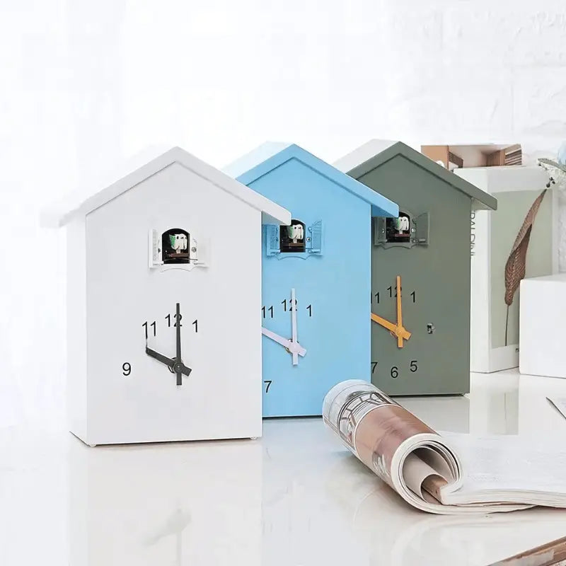 Wandklok huisje met koekoek en slinger