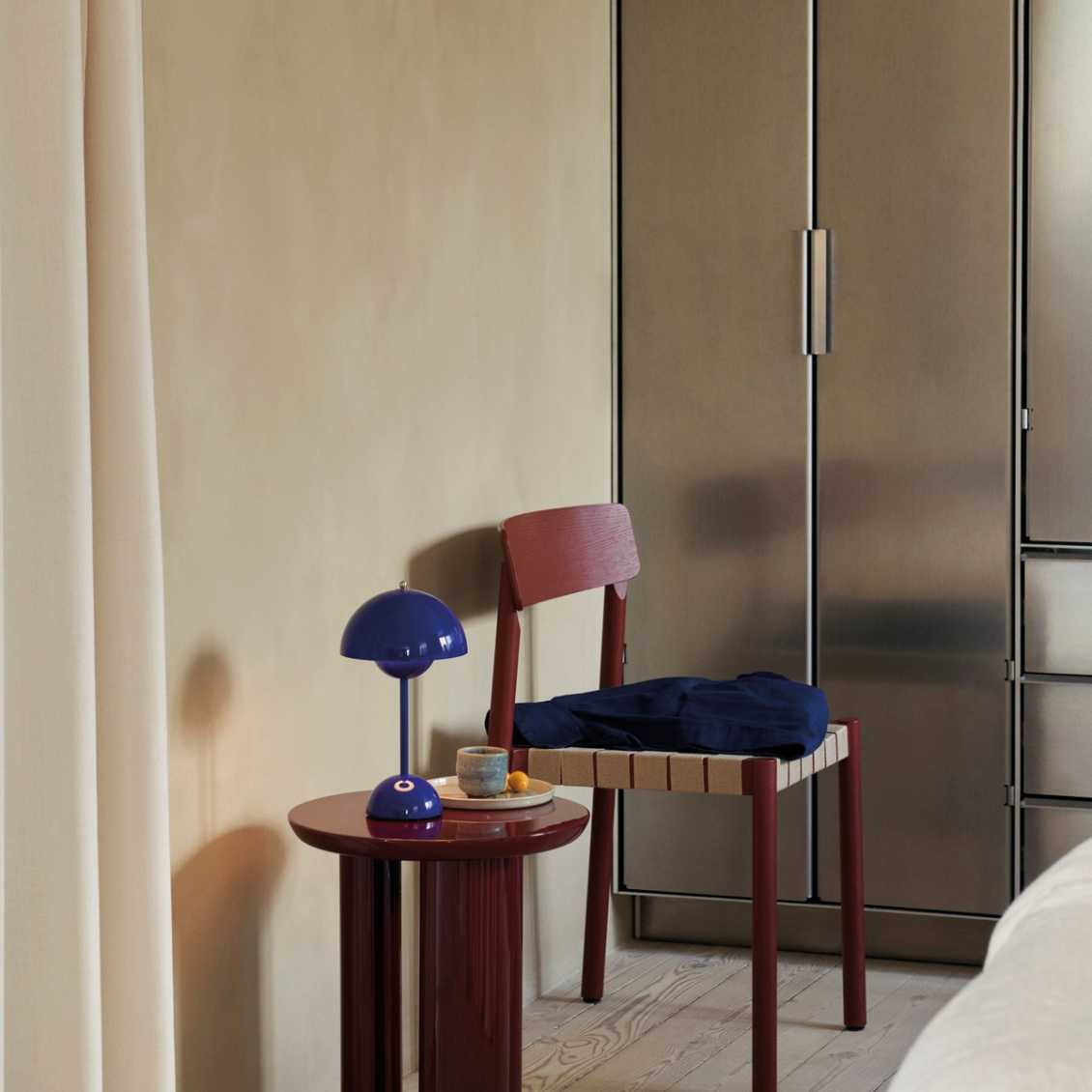 Kultowa lampa stołowa w stylu retro grzyba