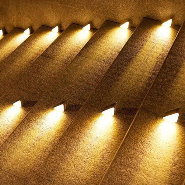 Zewnętrzne oświetlenie schodów LED zasilane energią słoneczną