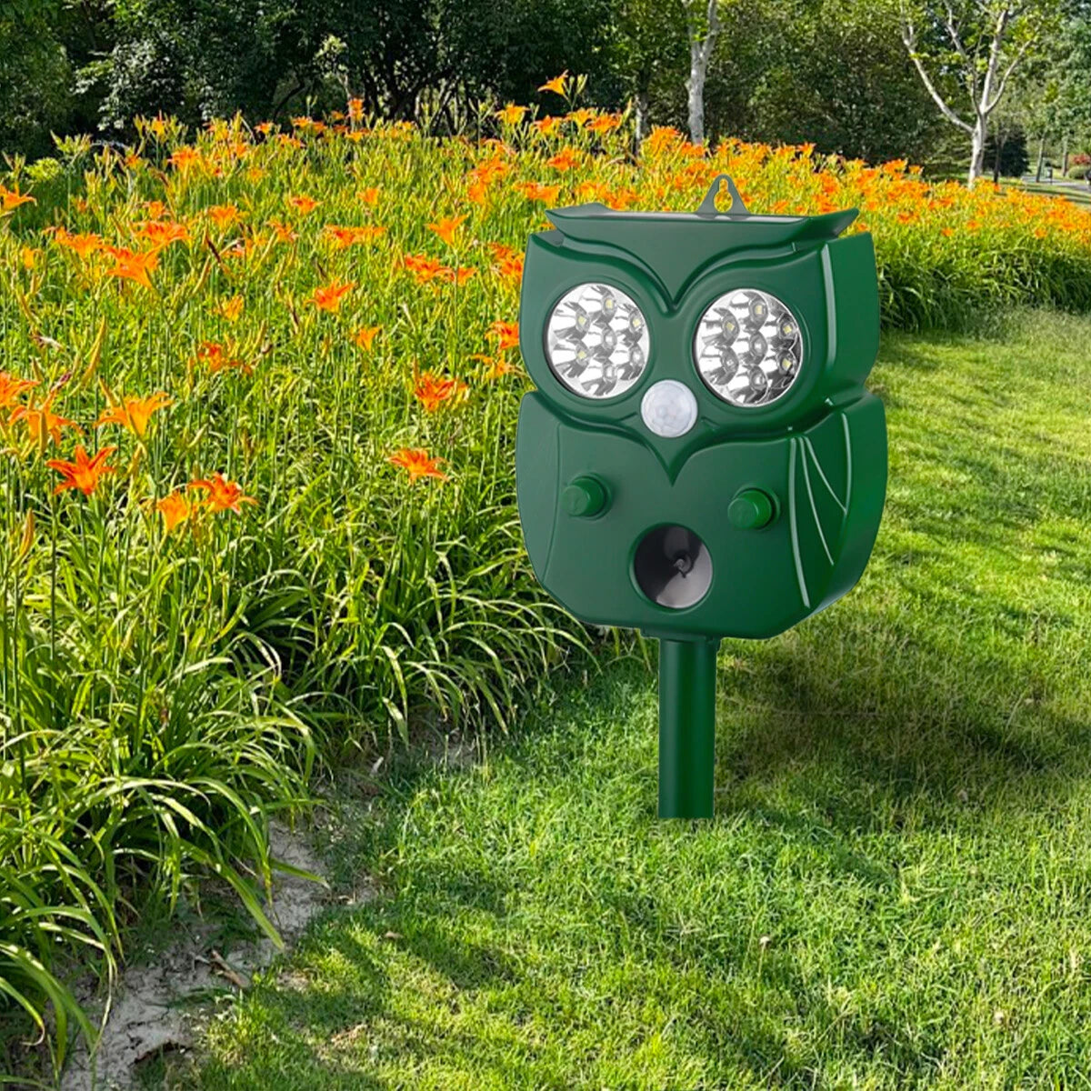 Ultrasonic bird and animal repeller for the garden