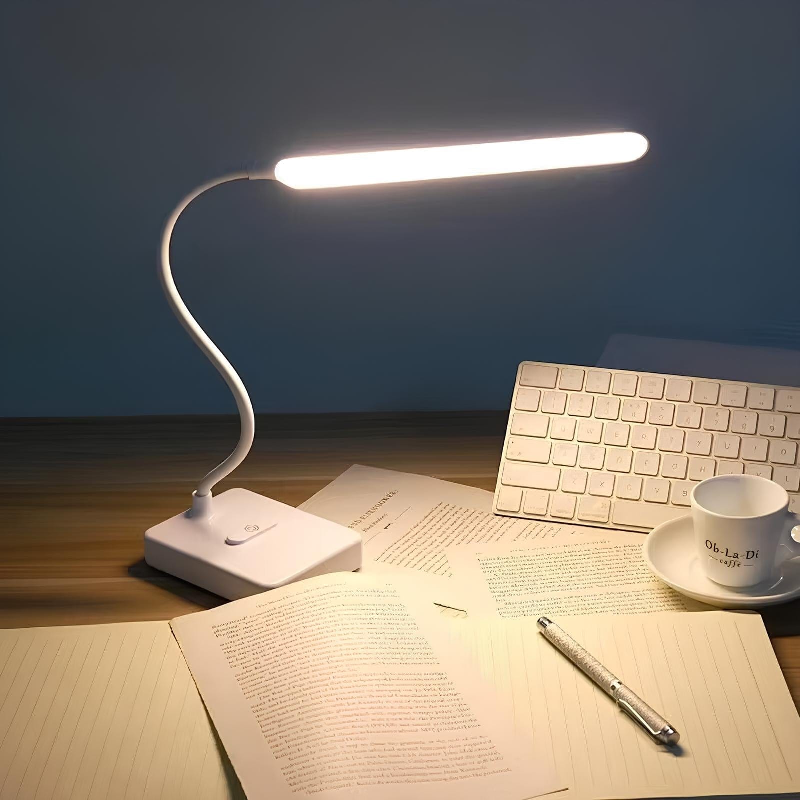 Biurkowe oświetlenie LED z regulowanym ramieniem i ładowaniem USB